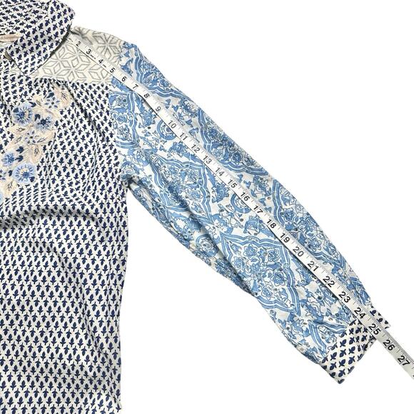 Soft Surroundings | Women | Capelle Embroidered Eyelet Button Up Shirt | Medium - Picture 6 of 15